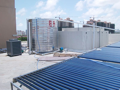 太阳能热水器工程联箱热水供暖系统集热器(图1)