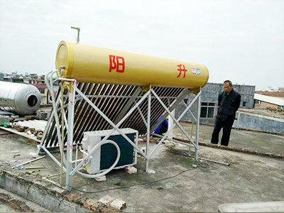 太空能热水器安装实例